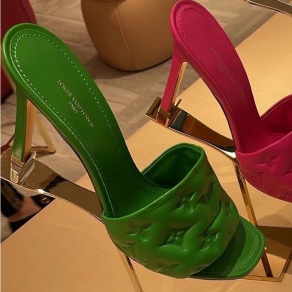 Green Louis Vuitton Revival Mule - Picture 3 of 3